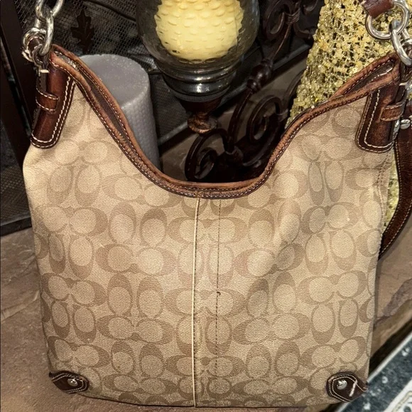 Coach Brown and Cream Signature Stripe Shoulder Bag and crossbody - Picture 8 of 14